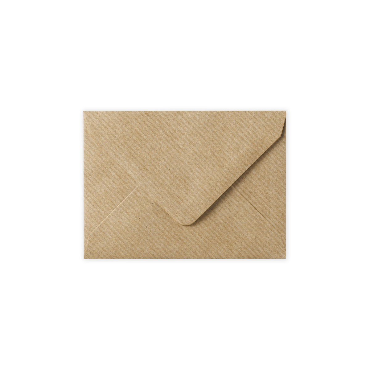 Brun konvolut med riller 82x113 mm (C7) — A0182 | Danmarks kuverter